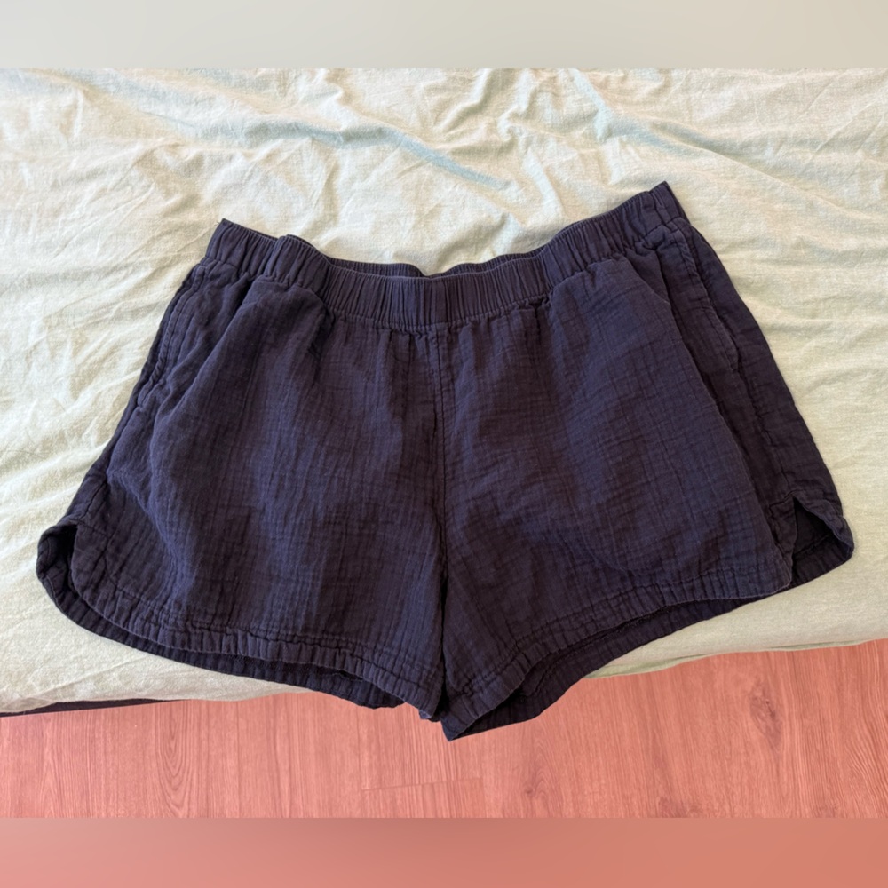 Old Navy Women's High Waist Black Shorts